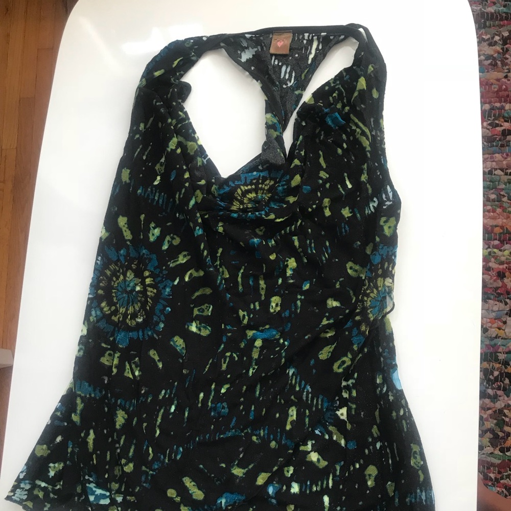 Beautiful black patterned “dressy” top sz small